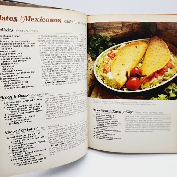 Vintage Better Homes & Gardens Mexican Cookbook Hardcover 1977 recipes - Picture 6 of 6